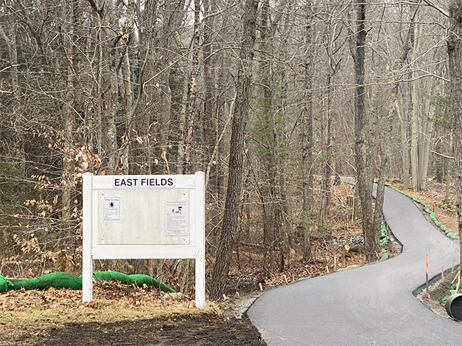 Town Hall Pathway to East Field 2021